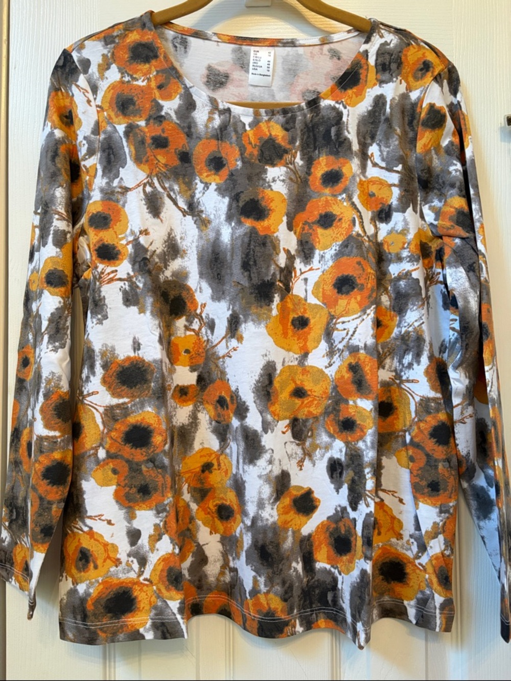 Size 10 Women’s Orange Floral Scoop Neck Top